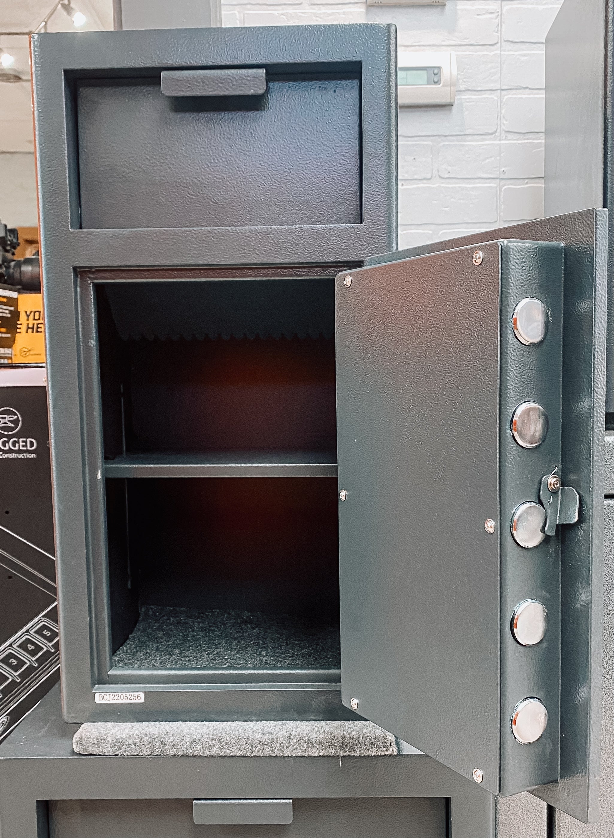 Dakota HDS 2714 – Security Centers Inc.