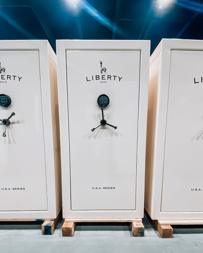 Liberty USA 30- White Gloss