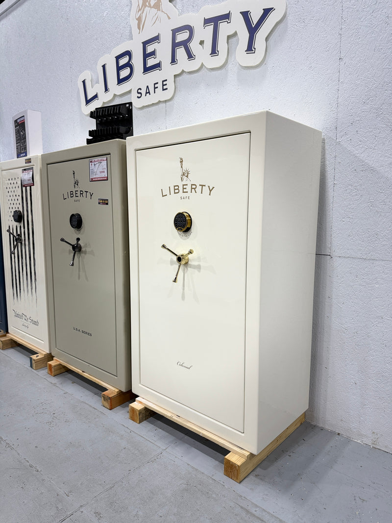Liberty Gun Safe Colonial 30 White Gloss/Gold Trim